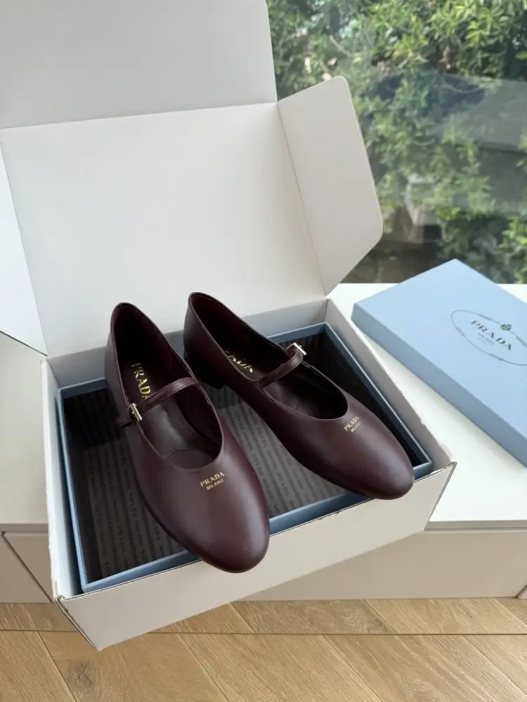 Prada — Балетки