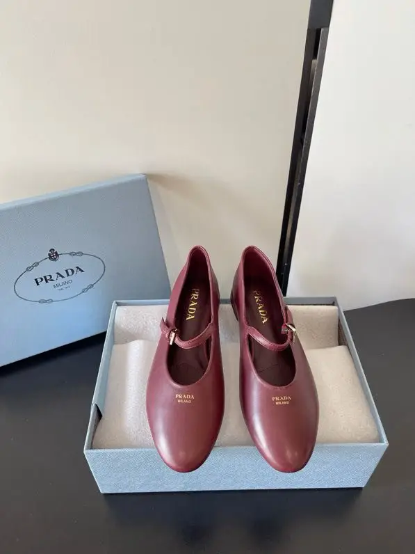 Prada — Балетки