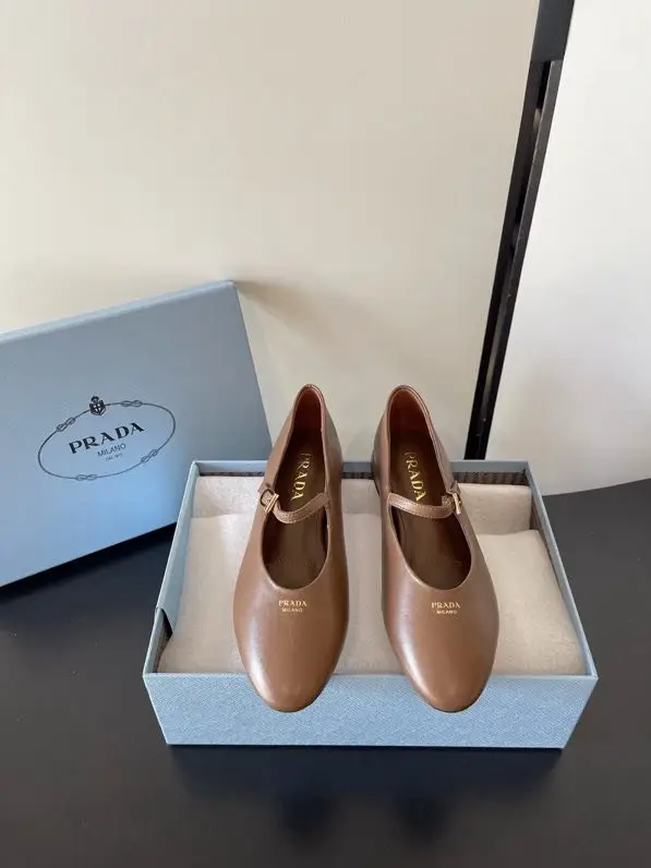 Prada — Балетки