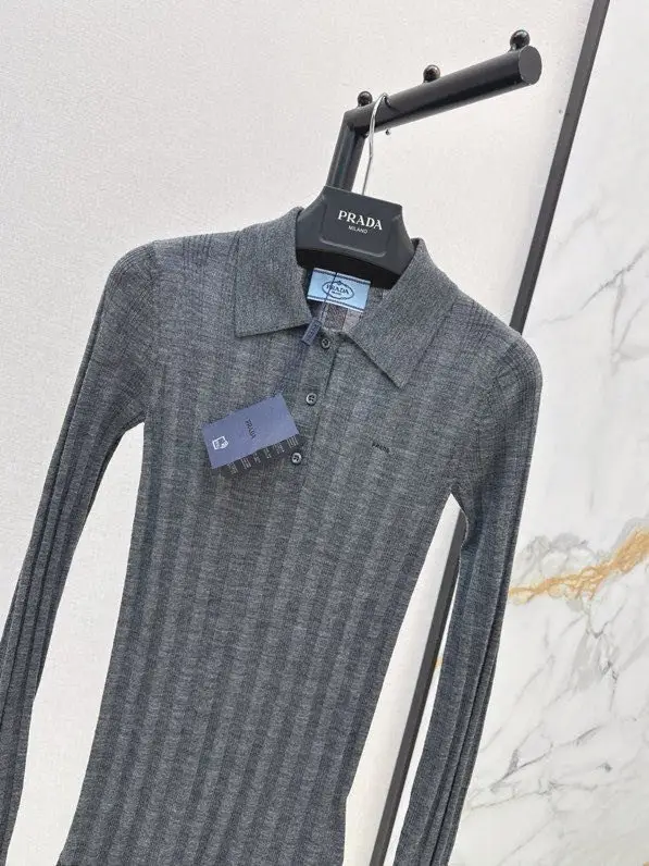 Prada Blouse women's — Photo 4