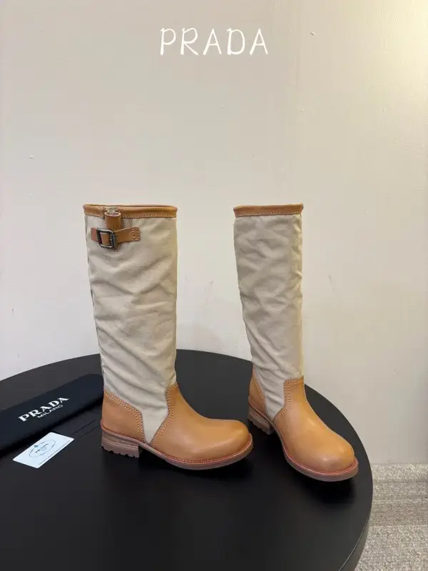 Prada Чоботи жіночі — Фото 4