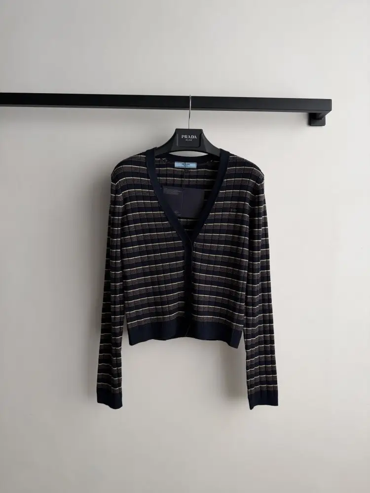 Prada — Cardigan