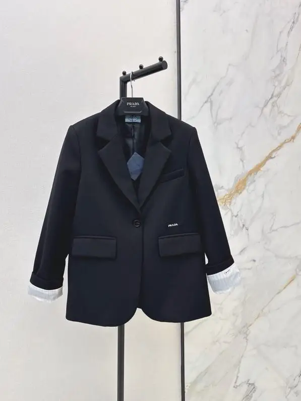 Prada — Класичний блейзер оверсайз