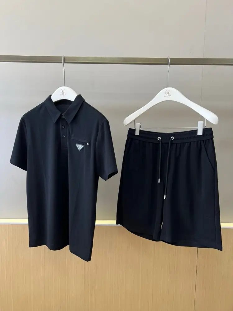 Prada — Костюм мужчкой спортивний