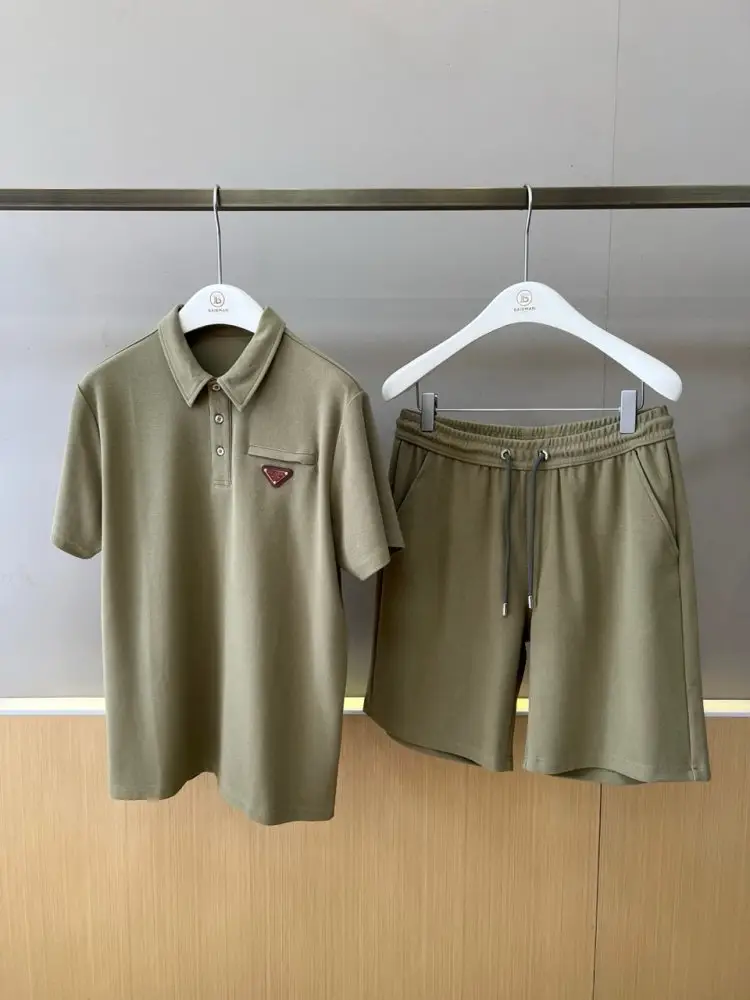 Prada — Costume мужчкой sports