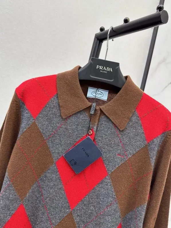 Prada Ромбоподібний кашеміру светр-поло з коміром — Фото 5