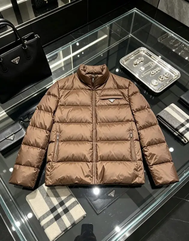 Prada Пуховик мужской — Фото 5
