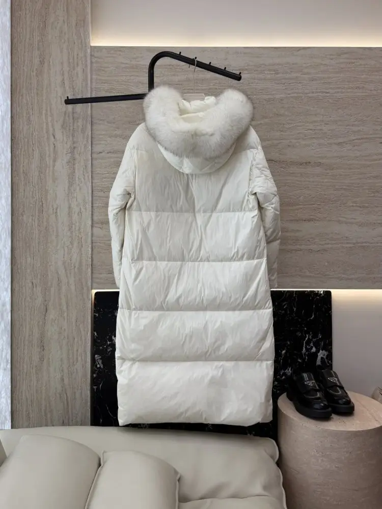 Prada Куртка пуховик c воротником из лисьего меха — Фото 2
