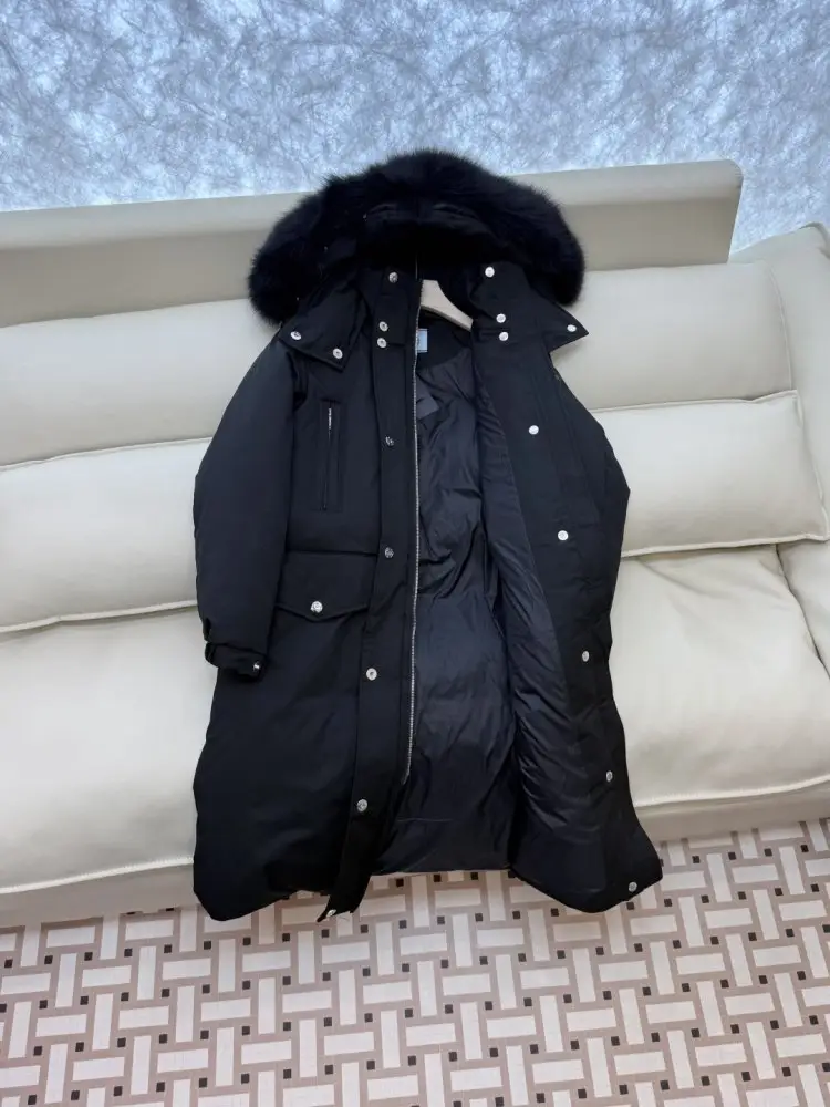 Prada Jacket Down jacket c collar of fox fur — Photo 4