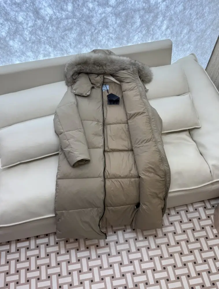 Prada Куртка пуховик c коміром з лисячого хутра — Фото 4