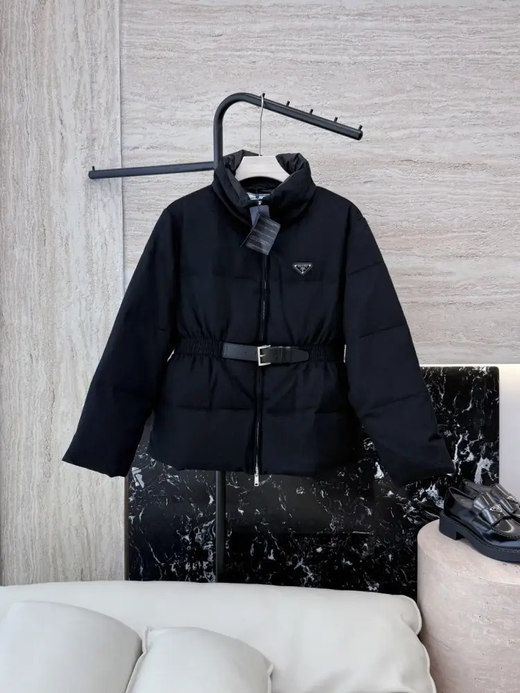 Prada — Куртка пуховик жіноча