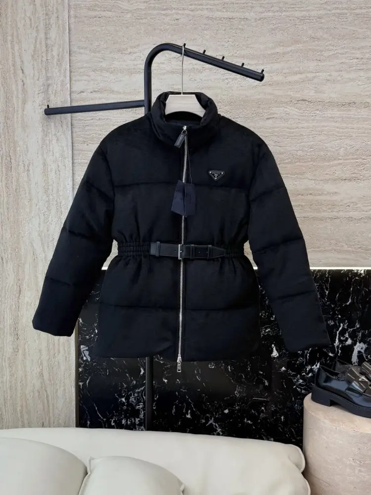 Prada — Куртка пуховик жіноча