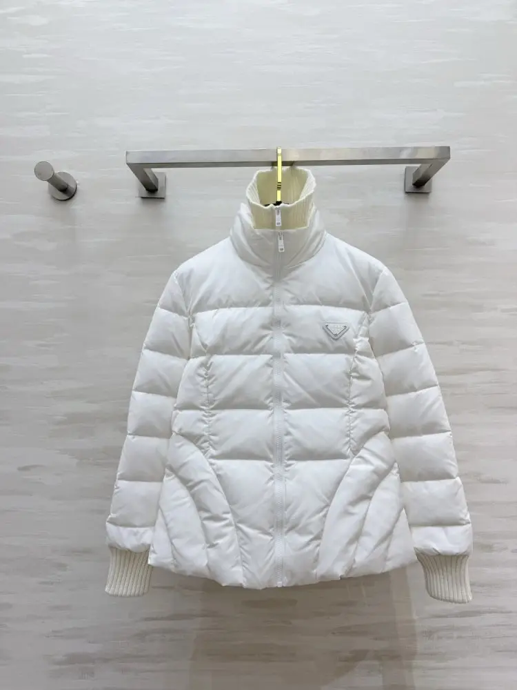 Prada — Куртка пуховик жіноча