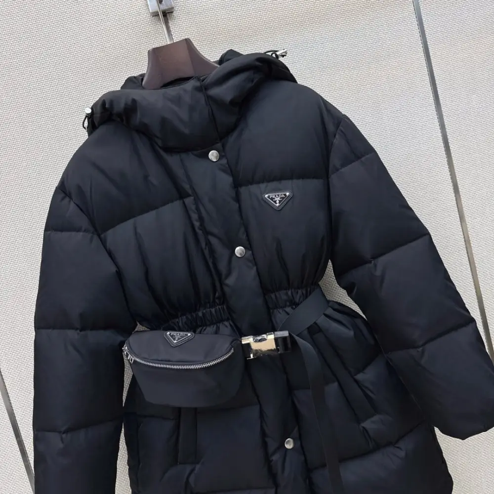 Prada Куртка пуховик жіноча — Фото 2