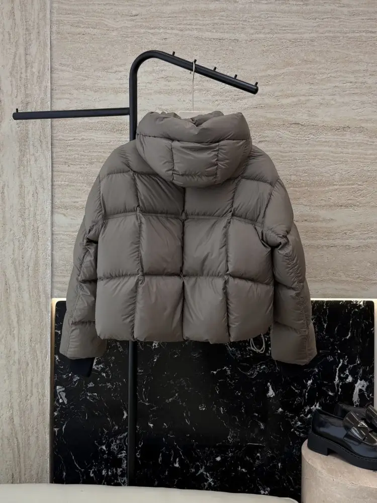 Prada Куртка пуховик жіноча — Фото 2