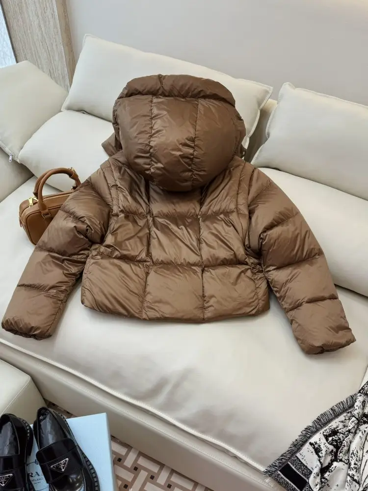 Prada Куртка пуховик жіноча — Фото 2