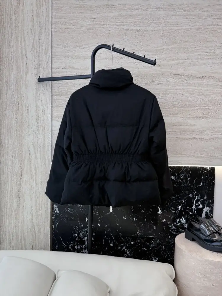 Prada Куртка пуховик жіноча — Фото 2