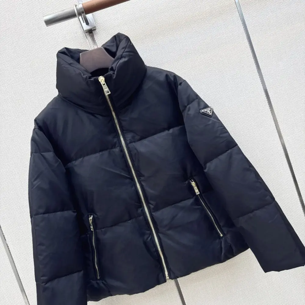 Prada Куртка пуховик жіноча — Фото 2