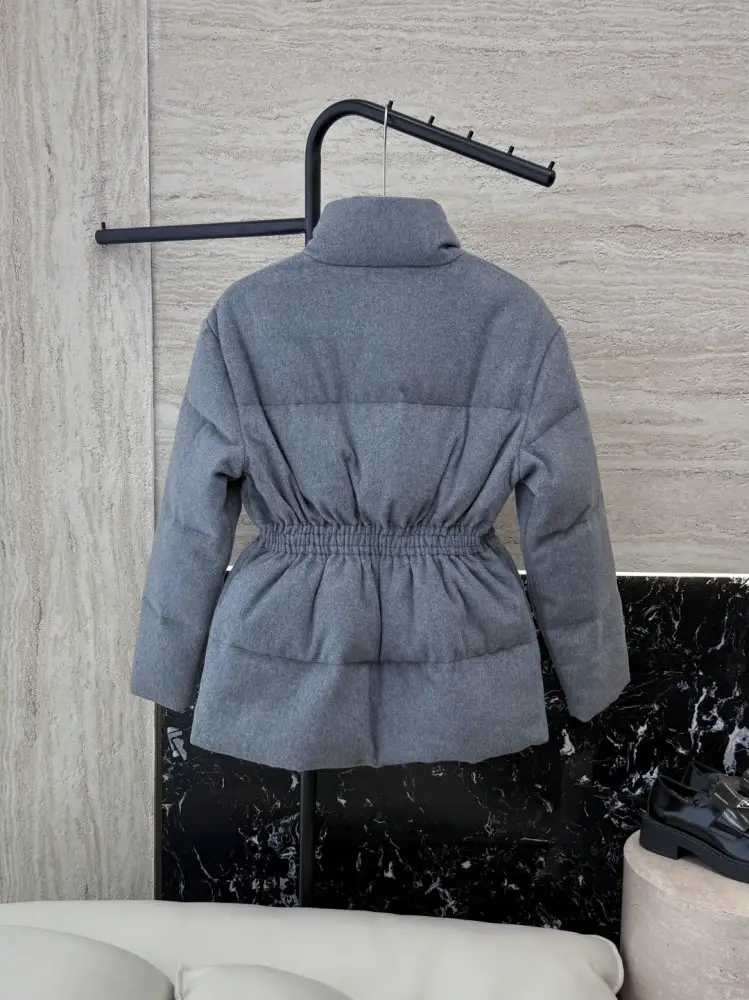 Prada Куртка пуховик жіноча — Фото 2