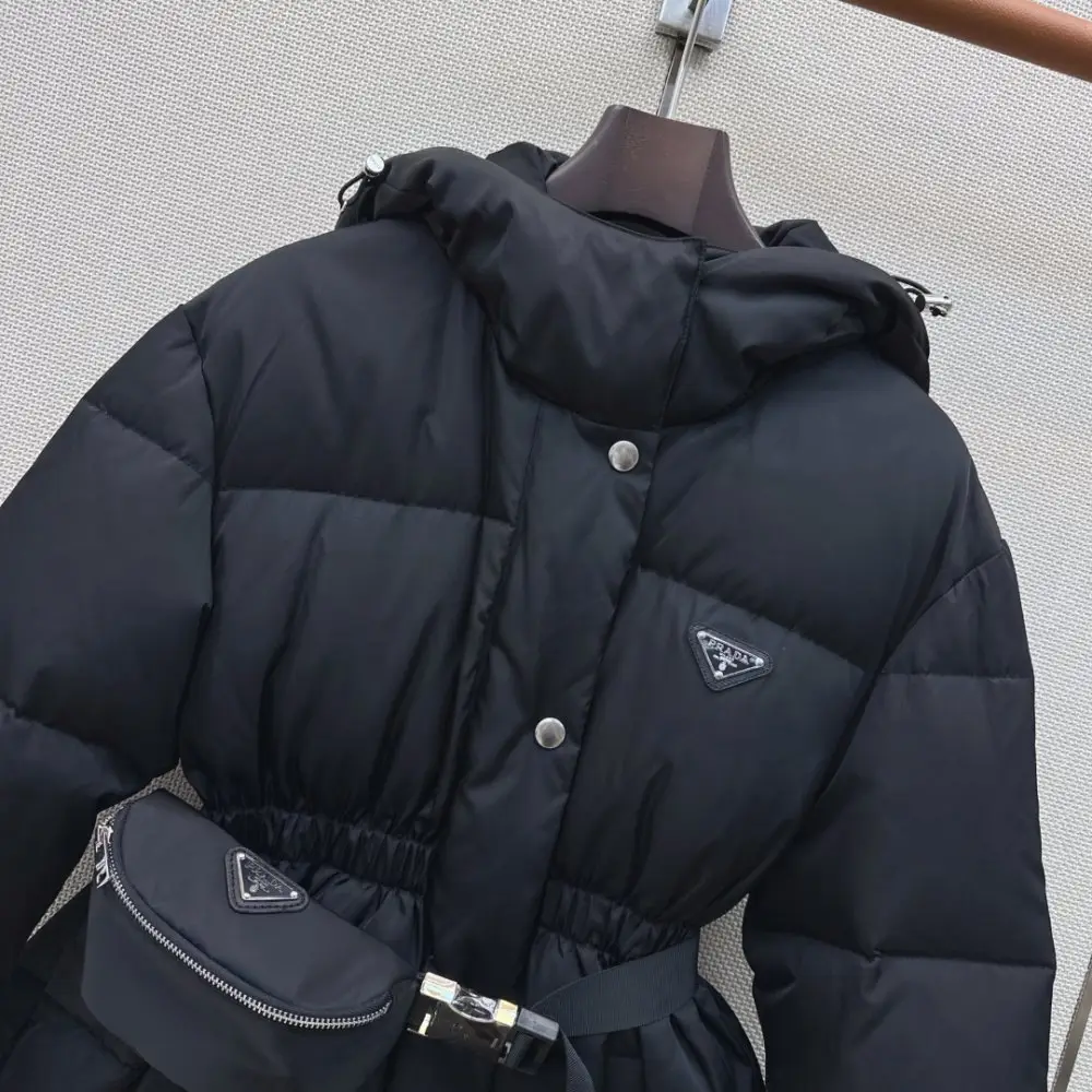 Prada Куртка пуховик жіноча — Фото 3