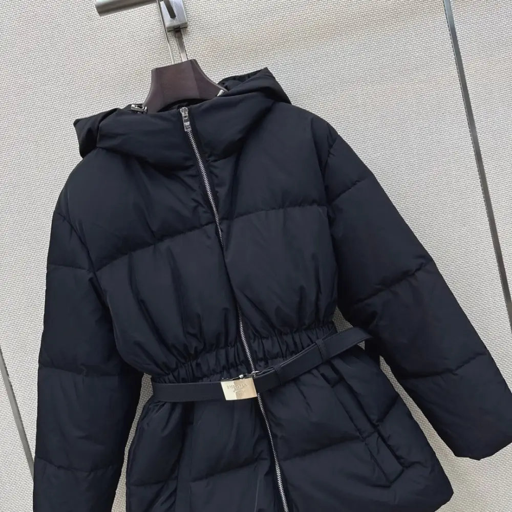 Prada Куртка пуховик жіноча — Фото 3