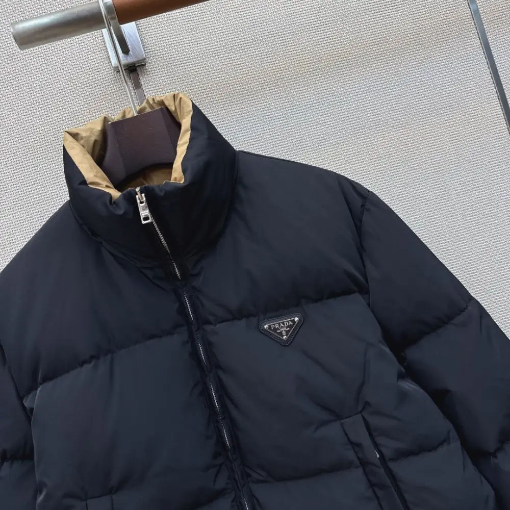 Prada Куртка пуховик жіноча — Фото 3
