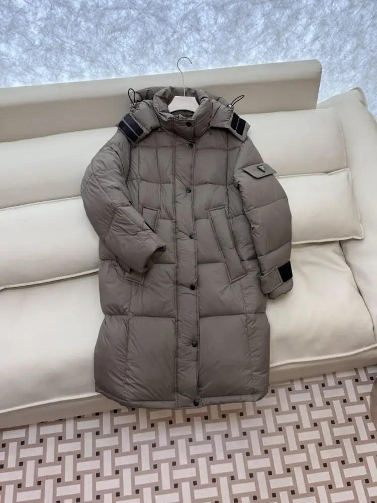 Prada Куртка пуховик жіноча — Фото 3