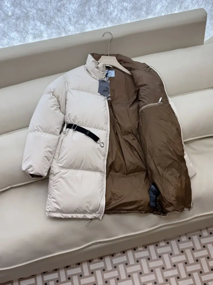 Prada Куртка пуховик жіноча — Фото 4