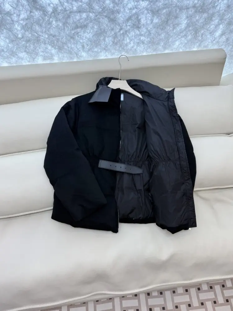 Prada Куртка пуховик жіноча — Фото 4
