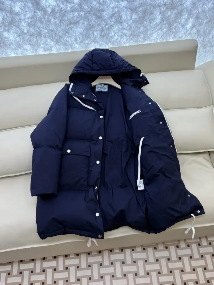 Prada Куртка пуховик жіноча — Фото 4