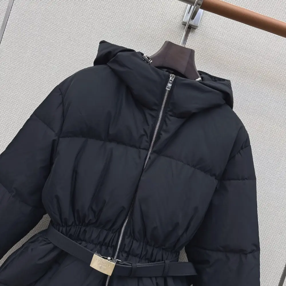 Prada Куртка пуховик жіноча — Фото 4