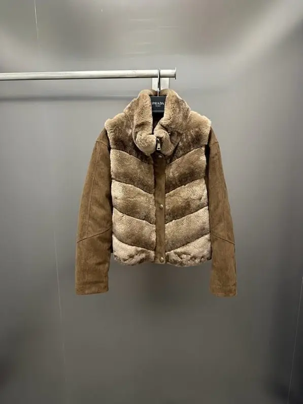 Prada — Куртка меховая на пуху