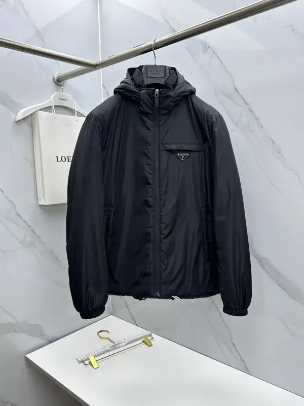 Prada — Куртка чоловіча на пуху