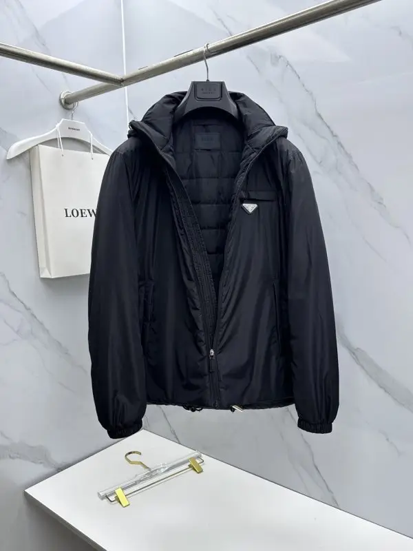 Prada Jacket men's on feathers — Photo 2