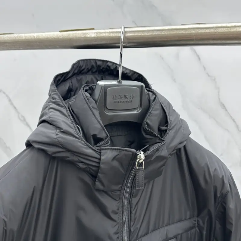 Prada Jacket men's on feathers — Photo 4