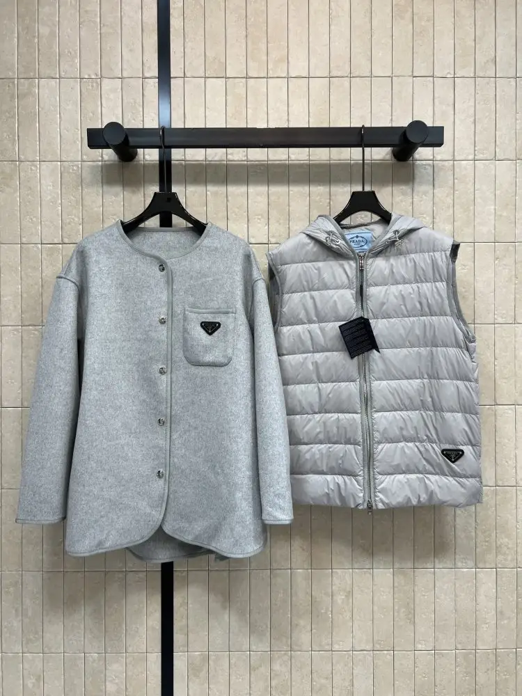 Prada Куртка жіноча — Фото 2