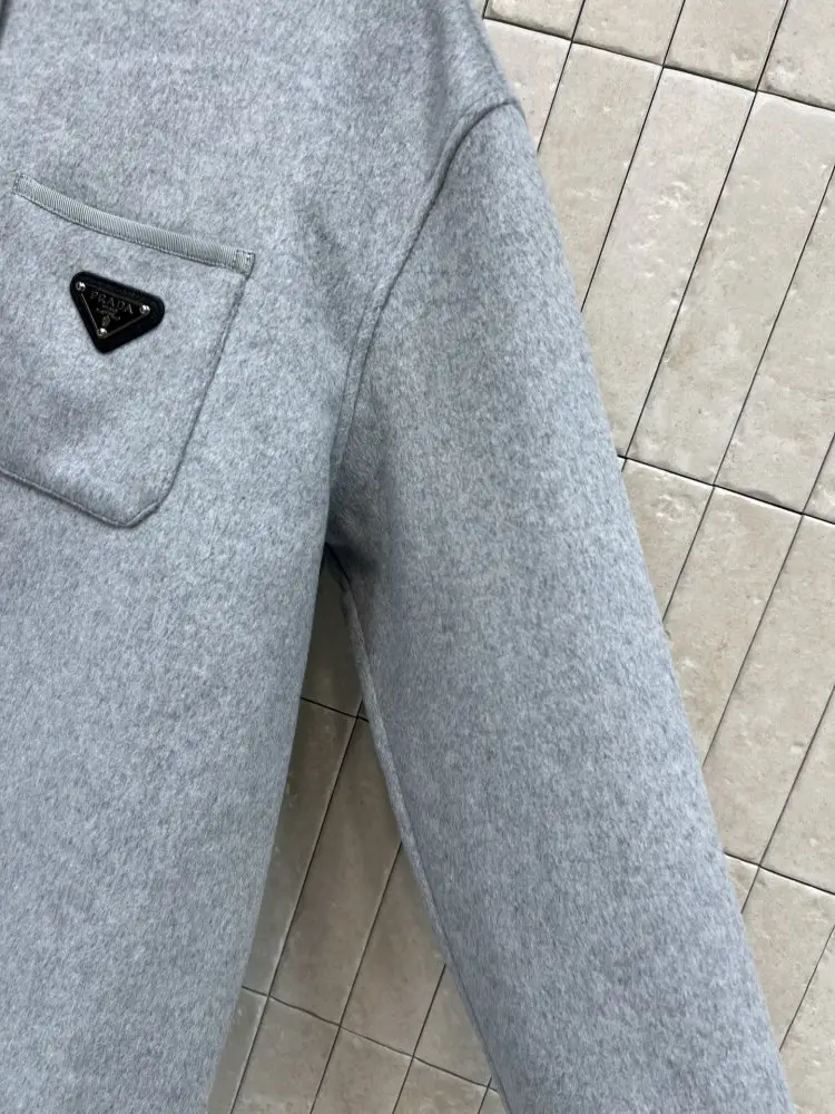 Prada Куртка жіноча — Фото 3