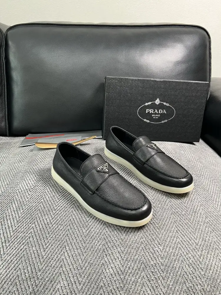 Prada — Лоферы чоловічі