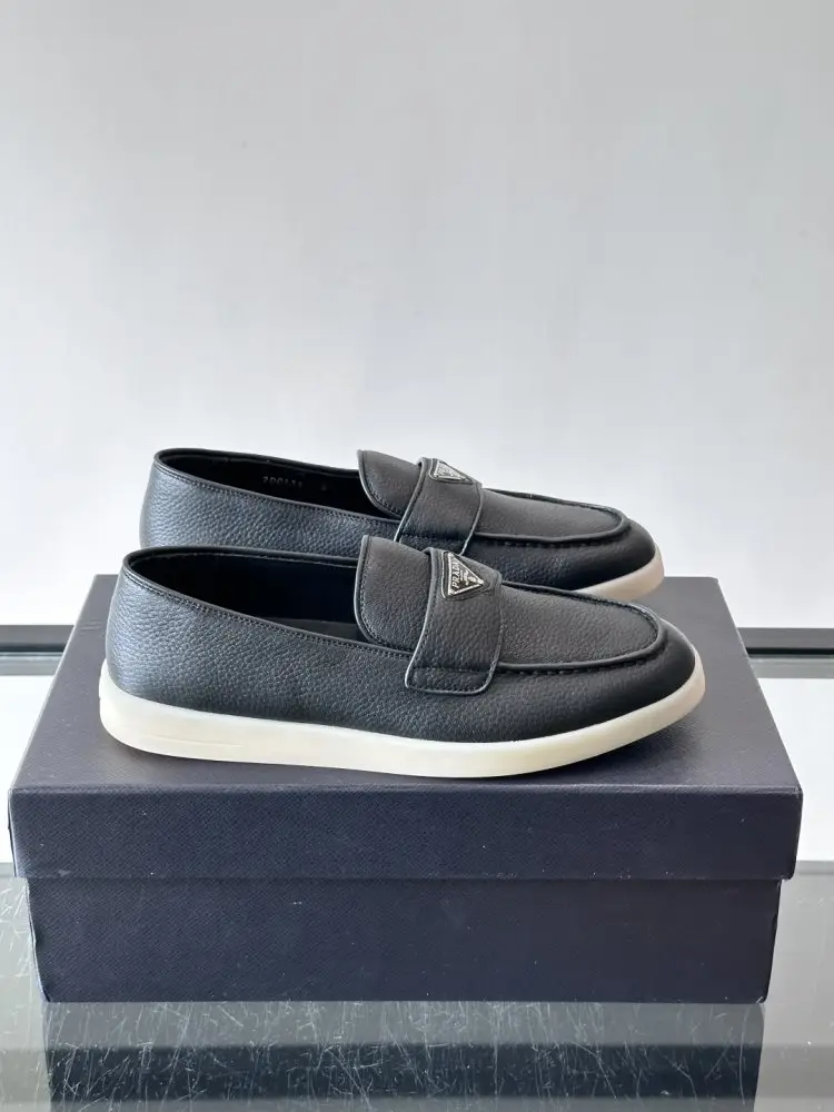 Prada — Лоферы чоловічі