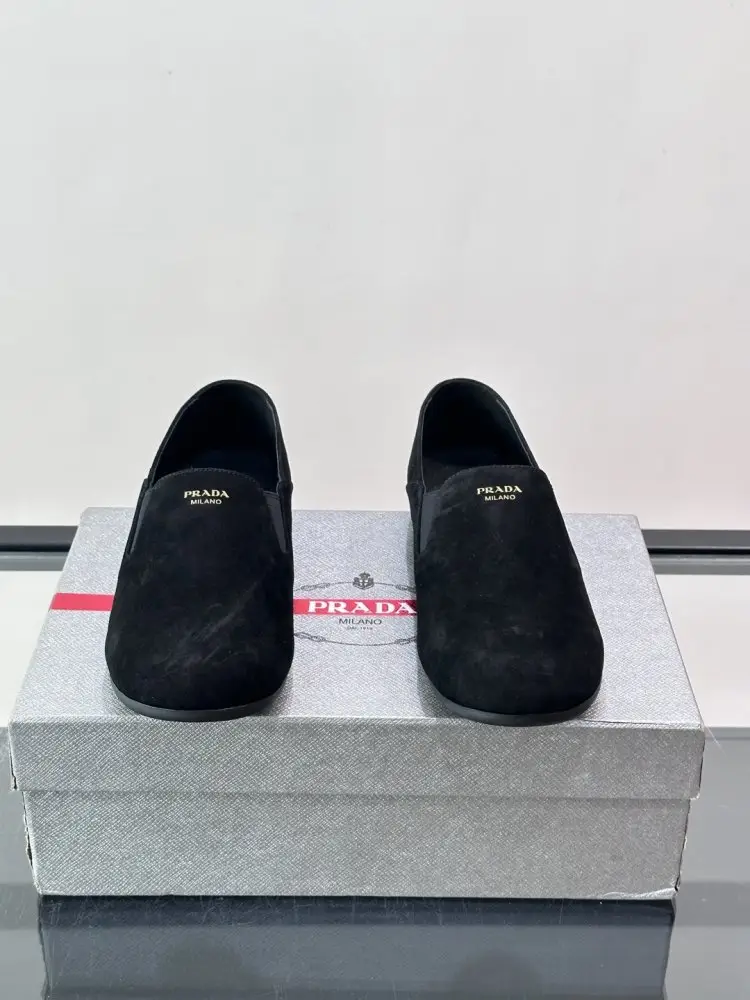 Prada Лоферы чоловічі — Фото 2