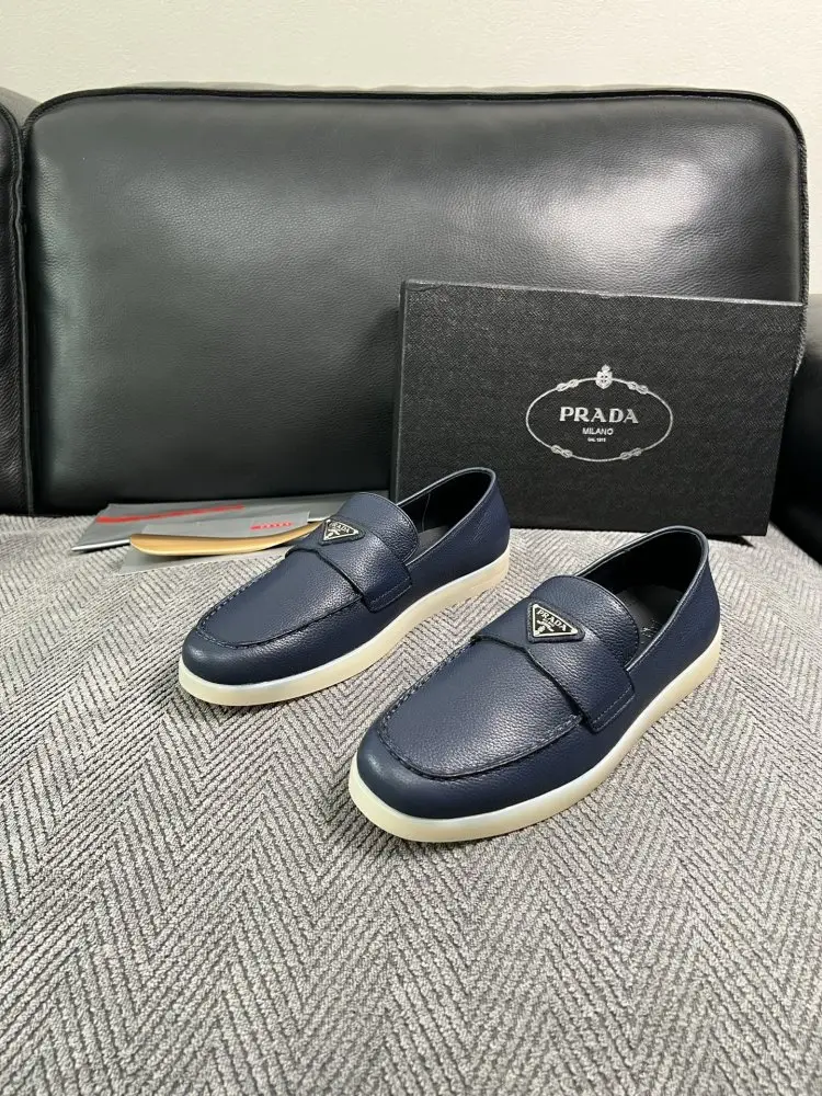 Prada Лоферы чоловічі — Фото 2