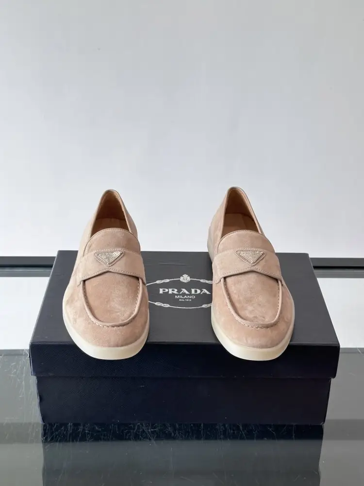 Prada Лоферы чоловічі — Фото 2