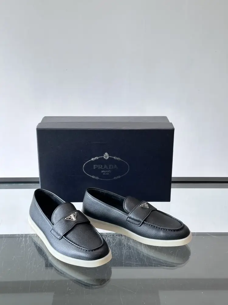 Prada Лоферы чоловічі — Фото 5