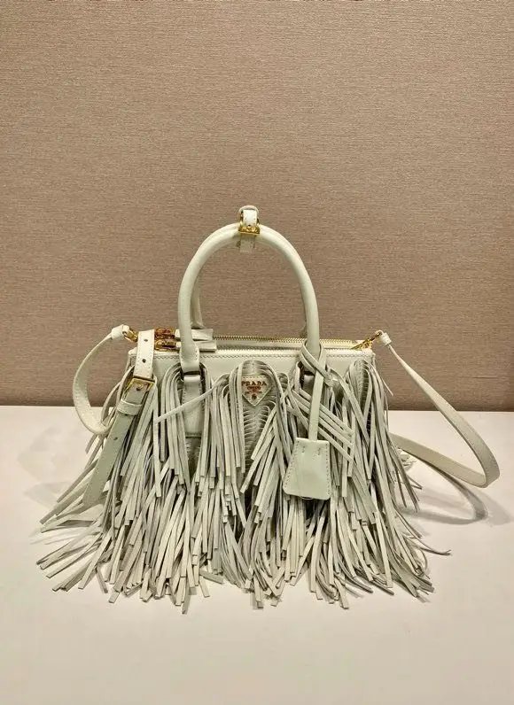 Prada — Маленька сумка-тоут Galleria 24 см