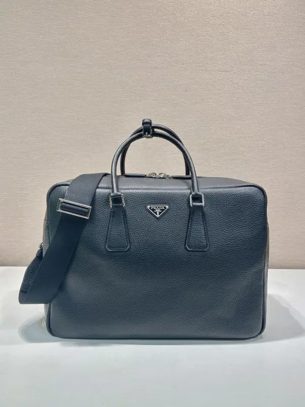 Prada — Портфель чоловічий шкіряний 40 см 2VE339