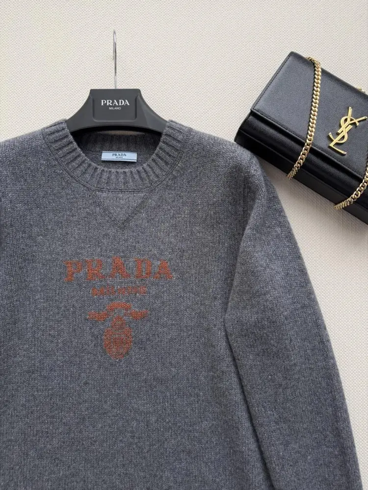Prada Светр жіночий — Фото 4
