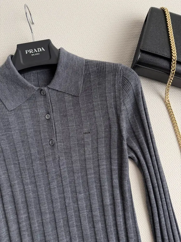 Prada Pullover female — Photo 4