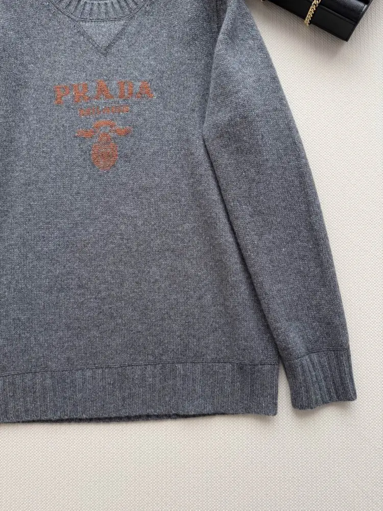 Prada Светр жіночий — Фото 5