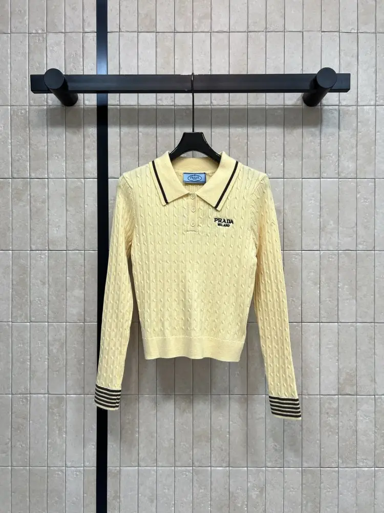 Prada Pullover female — Photo 5