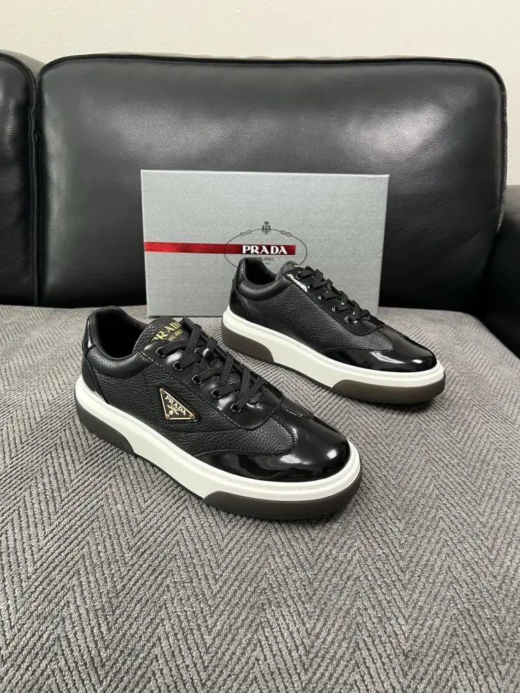 Prada — Кросівки чоловічі